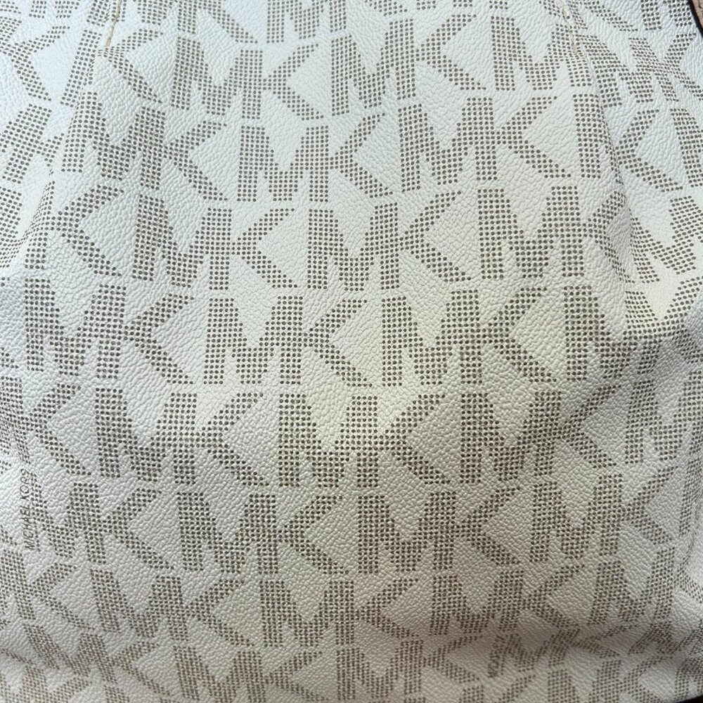 Michael Kors Shoulder Bag - Picture 4 of 16